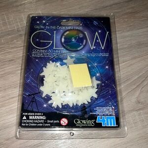 Mini glow in the dark starts